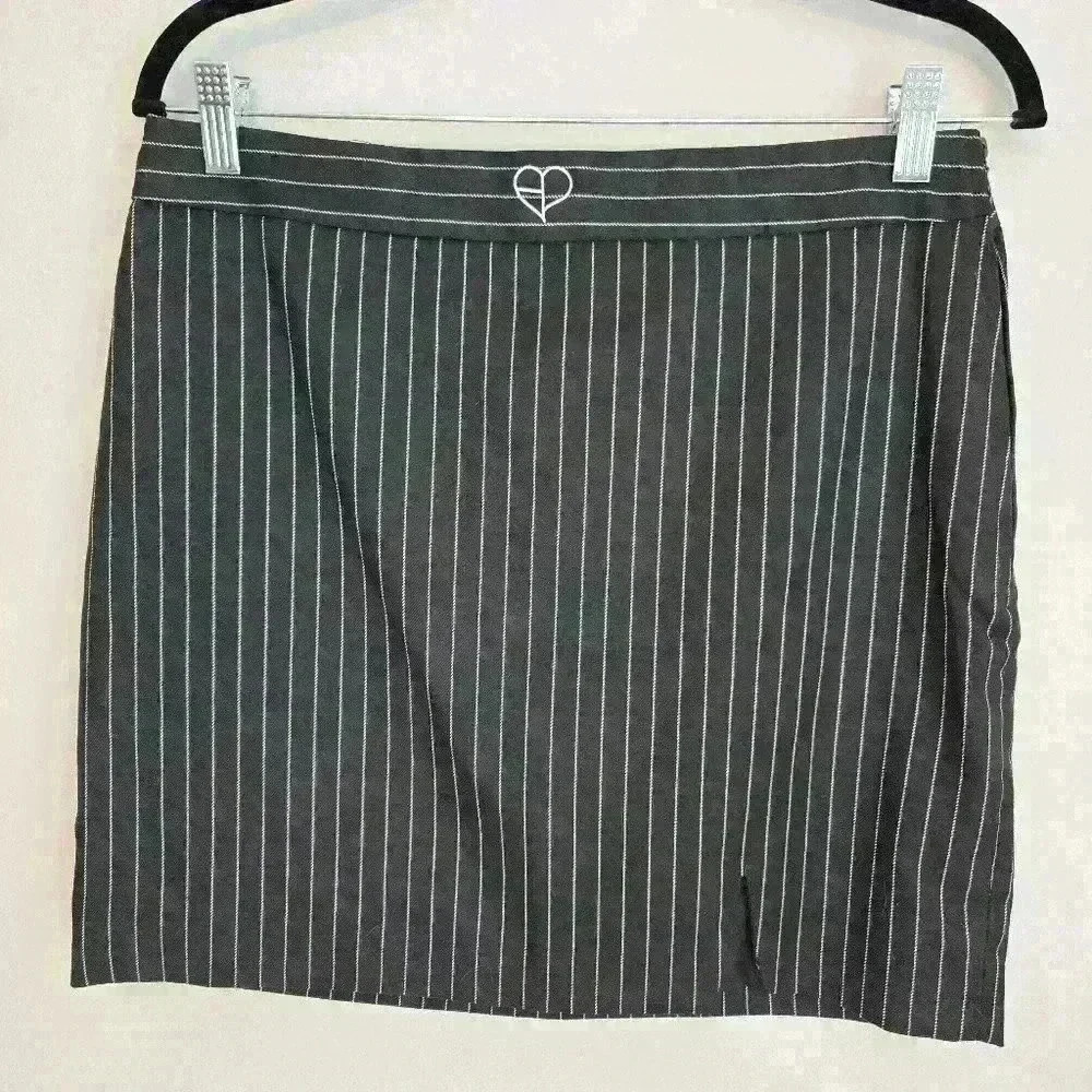 H&M Black Pink Pinstripe Short Skirt Size 10 Lined